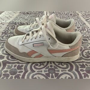 Women’s Reebok Sneakers